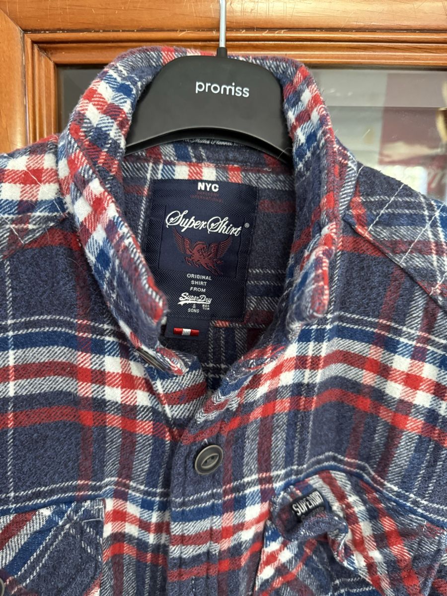 Hemden: Superdry shirt M – Gebraucht aus Mendrisio von ketolin 1