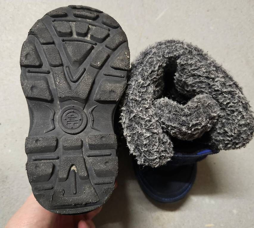 Scarpe per ragazzi: Kamik Winterschuh Gr. 25 – Usato da St. Gallen venduto da RuppiX 1