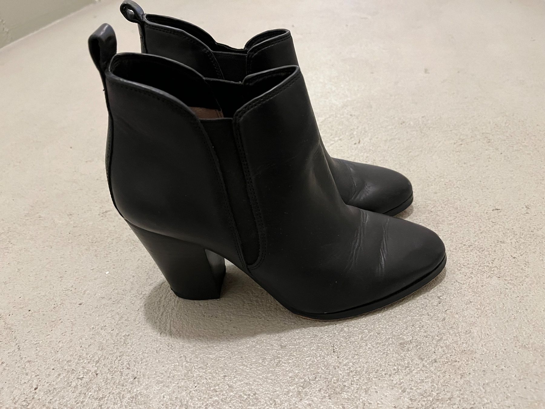 Michael Kors Scarpe da donna: Michael Kors Stiefeletten – Usato da Wil SG venduto da mar_2jrf