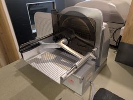 Aufschnittmaschine ToWa K 2504 inkl. Schleifansatz