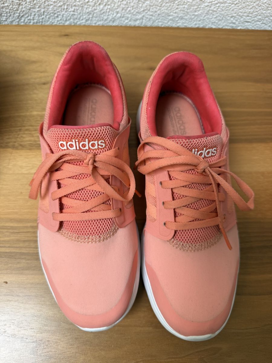 Adidas Scarpe da donna: Sneakers Adidas – Usato da Flawil venduto da BouBouBou