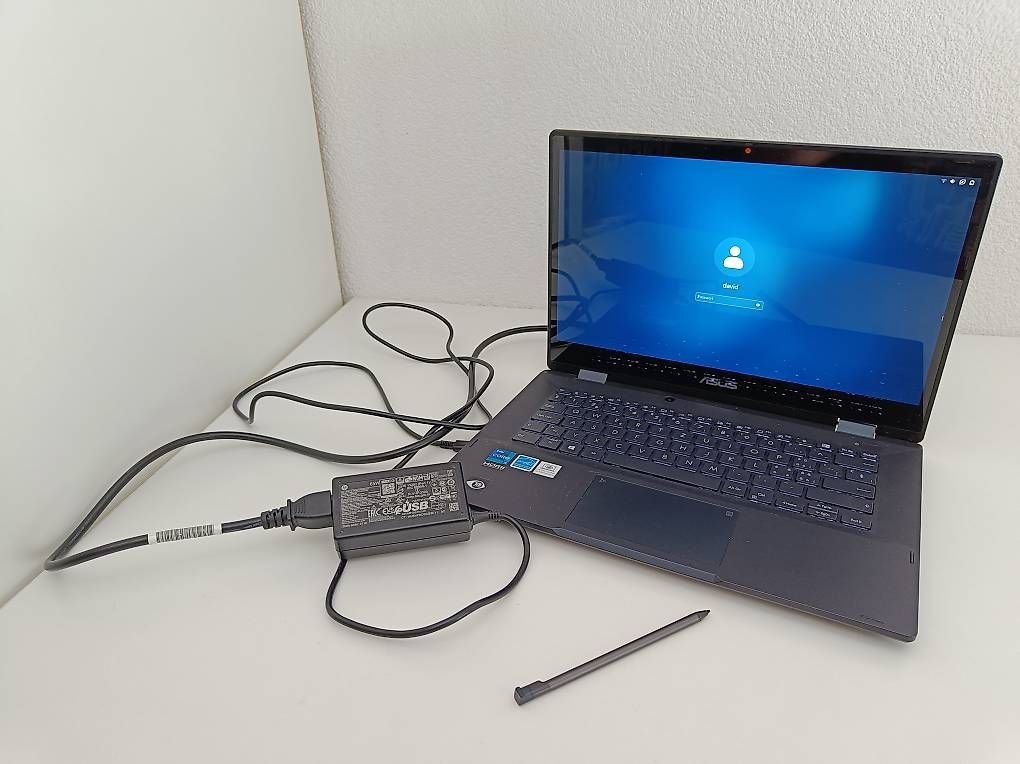 Notebook: Asus Expertbook B3 Flip i7 (Touchscreen defeckt) – Usato da Arbon venduto da Dave_26