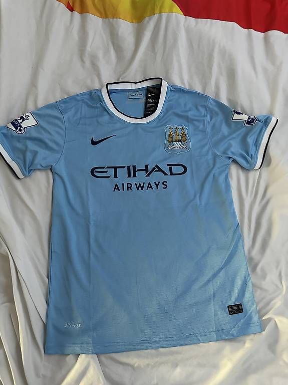 Leibchen & Hosen: Kun Agüero 16 Trikot  – Gebraucht aus Birr von rob_d6wl