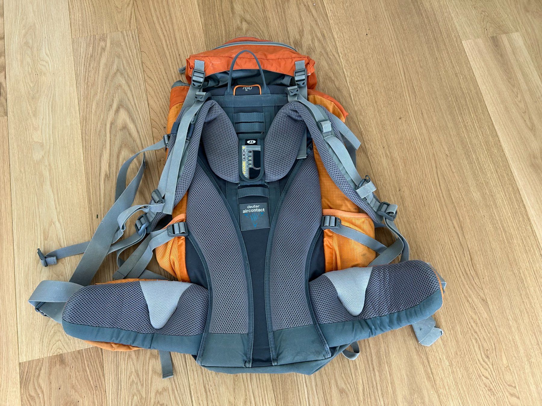 Deuter Zaini: Deuter Rucksack – Usato da Basel venduto da werner-waldenburg 1