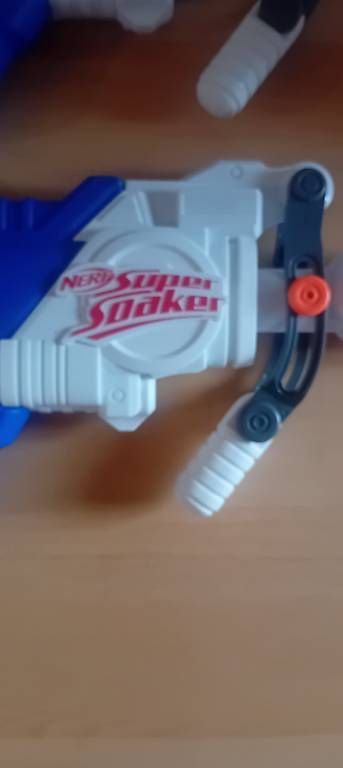 Giocattoli: Nerf super soaker 3stück – Usato da Rothrist venduto da Y.altun 1
