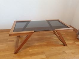 Couchtisch Massivholz Nussbaum