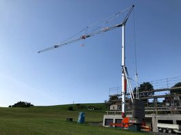 Schnellmontagekran FB Gru GA143 43m/1000kg
