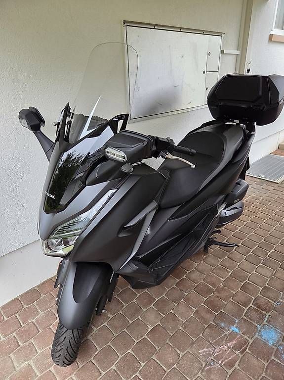 Honda Scooters: Honda Forza NSS125 – D'occasion à Itingen par glo_8yp7 3