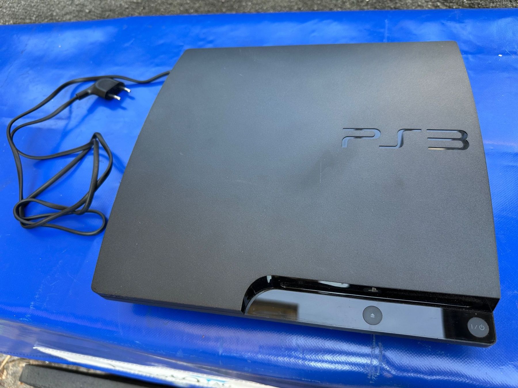 Sony Console: PS3 Konsole – Usato da Zürich venduto da atlantis77