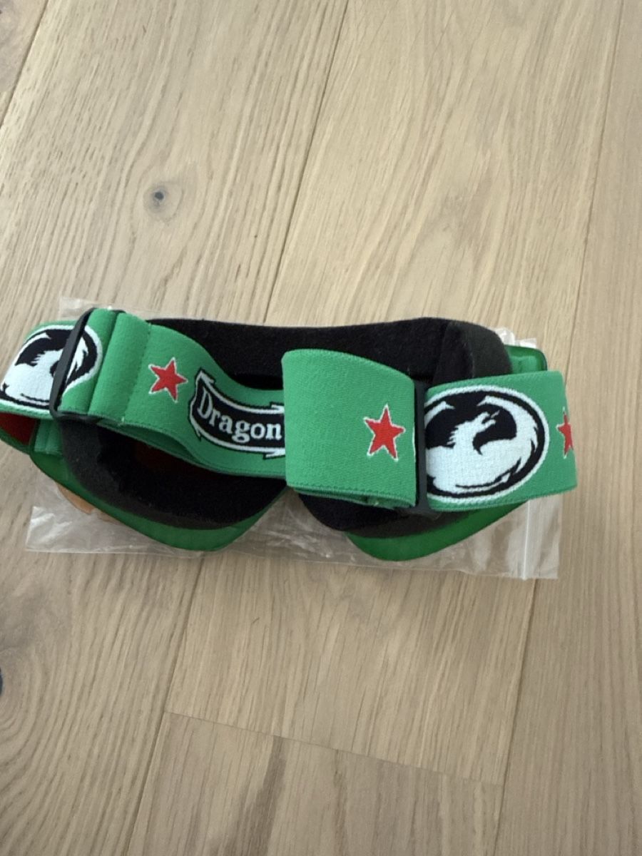 Brillen & Gläser: Dragon Skibrille in Heineken Design – Gebraucht aus Bern von U2000 1