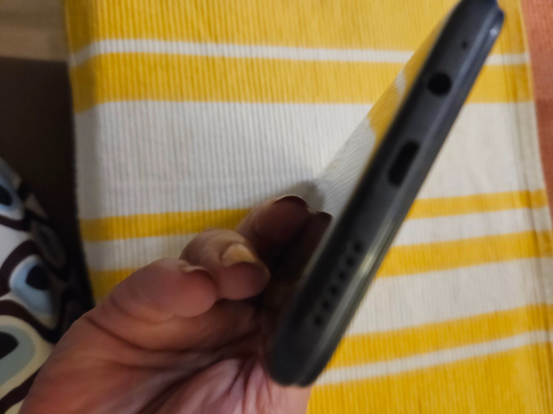 Telefoni cellulari / Smartphones: Infinix SMART 6 Duos black 64gb – Usato da St. Gallen venduto da Juhasli 5