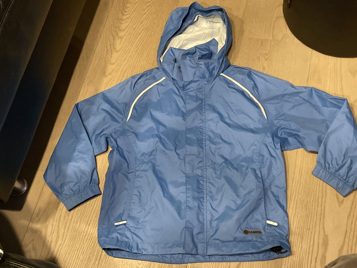 Giacche & Cappotti: Campus Regenjacke Gr. 116 – Usato da Thun venduto da Jimmuli