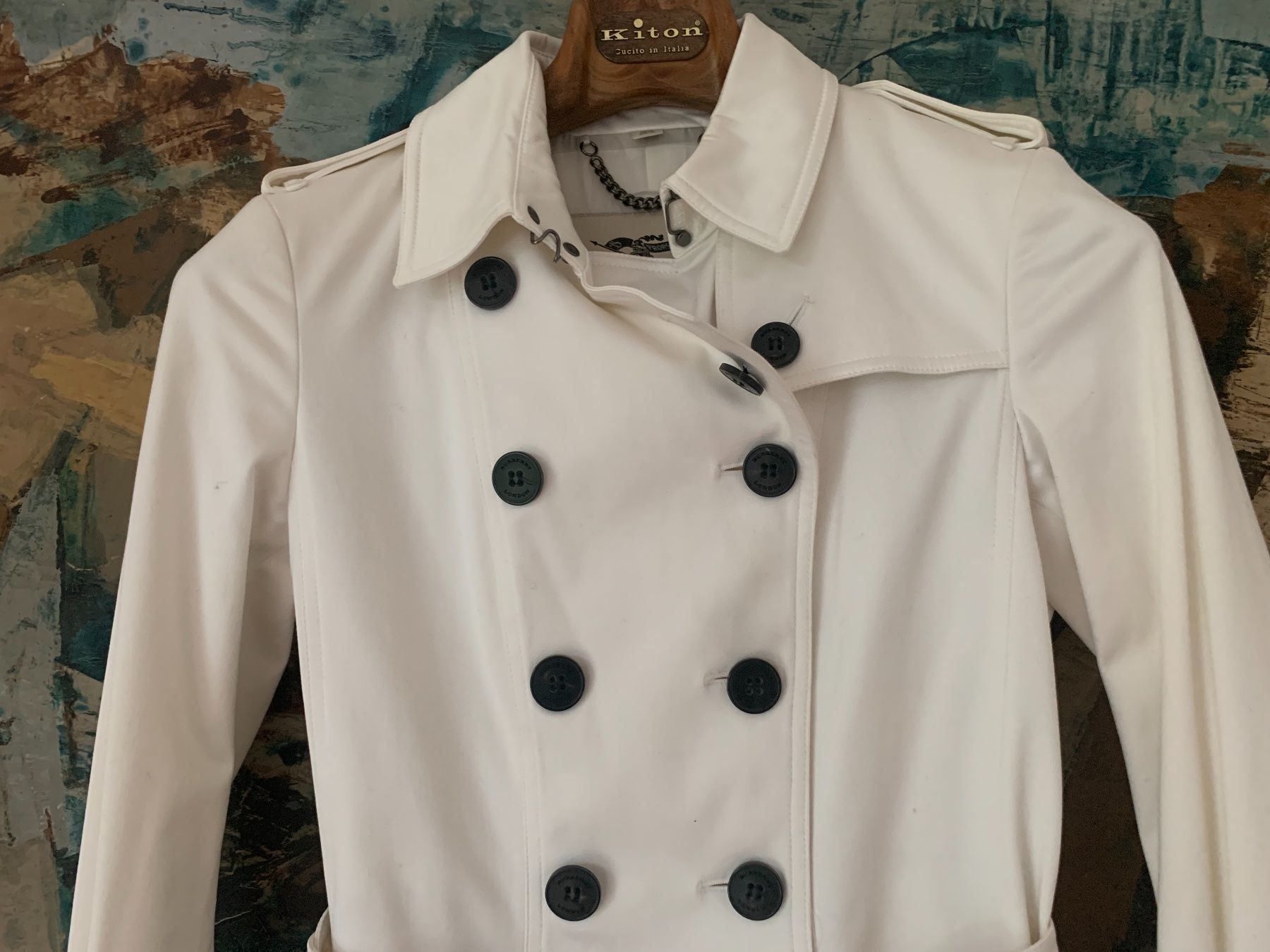 Burberry Cappotti: Burberry Trenchcoat weiss – Nuovo (secondo la descrizione) da Hombrechtikon venduto da Herbstsonne 1