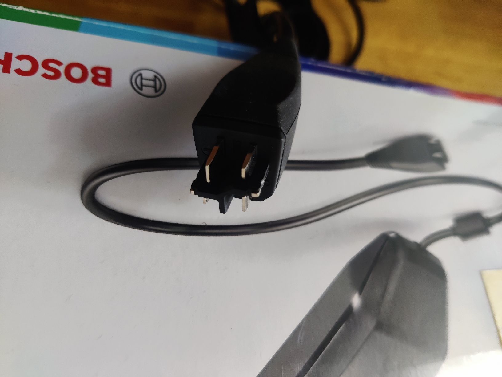 Bosch Caricabatterie: Chargeur e-bike Bosch BPC3400 – Usato da Renens VD venduto da Olator 2