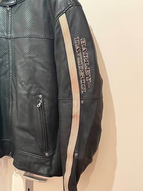 Harley-Davidson Giacche: Blouson cuir HARLEY DAVIDSON – Usato da Petit-Lancy venduto da gnc_l2xq 1