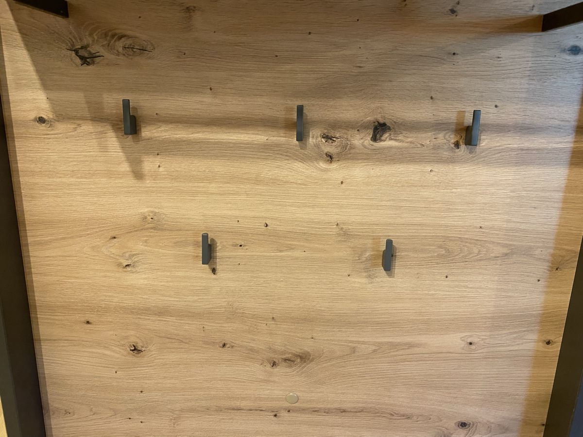 Porte manteau: Garderobe mit Bank und Spiegel – D'occasion à Oberbüren par Citro 2