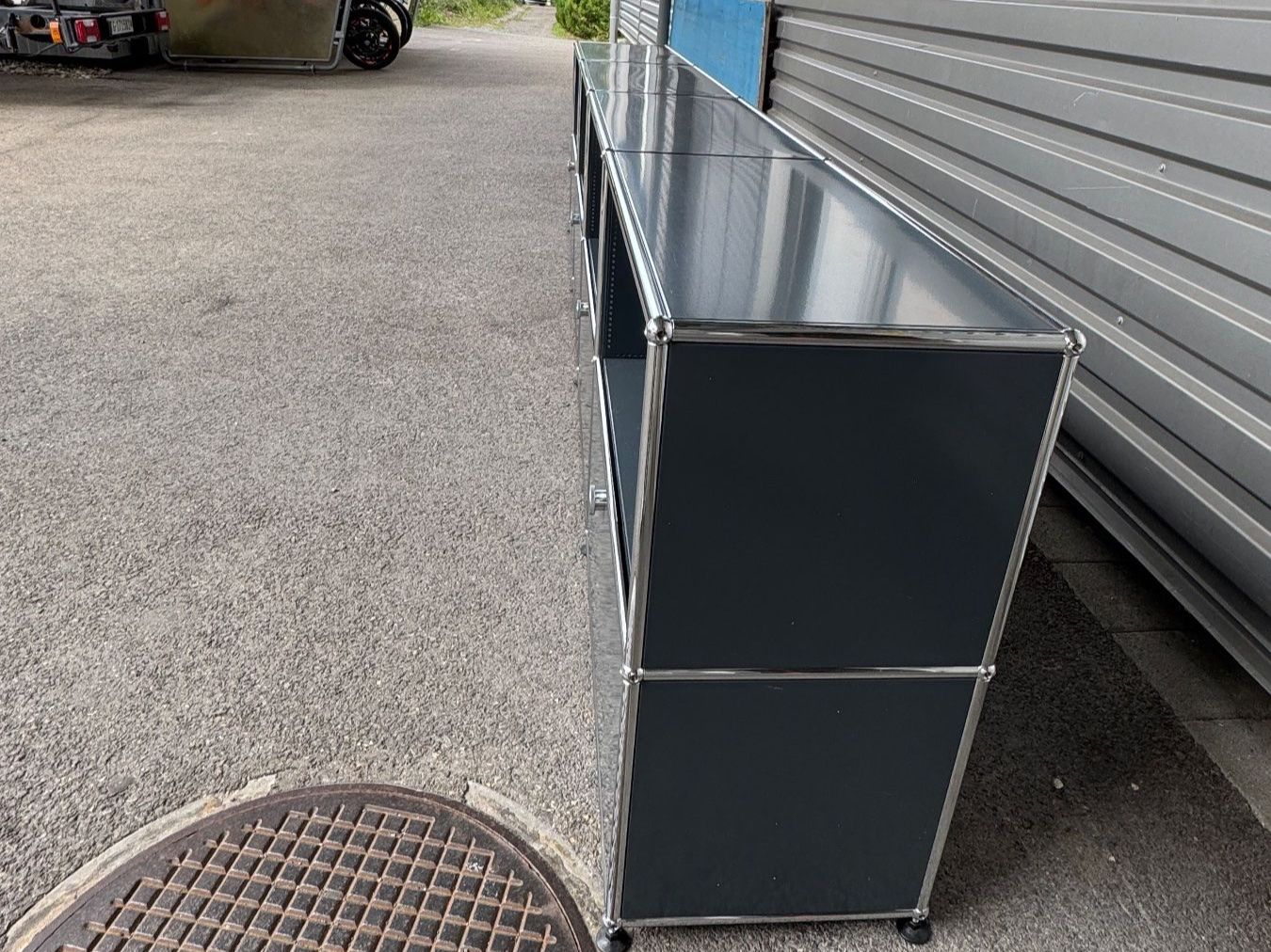 USM Scaffali: USM Haller Sideboard Anthrazit 2 x 4er Elemente – Usato da Diessenhofen venduto da Osio 7
