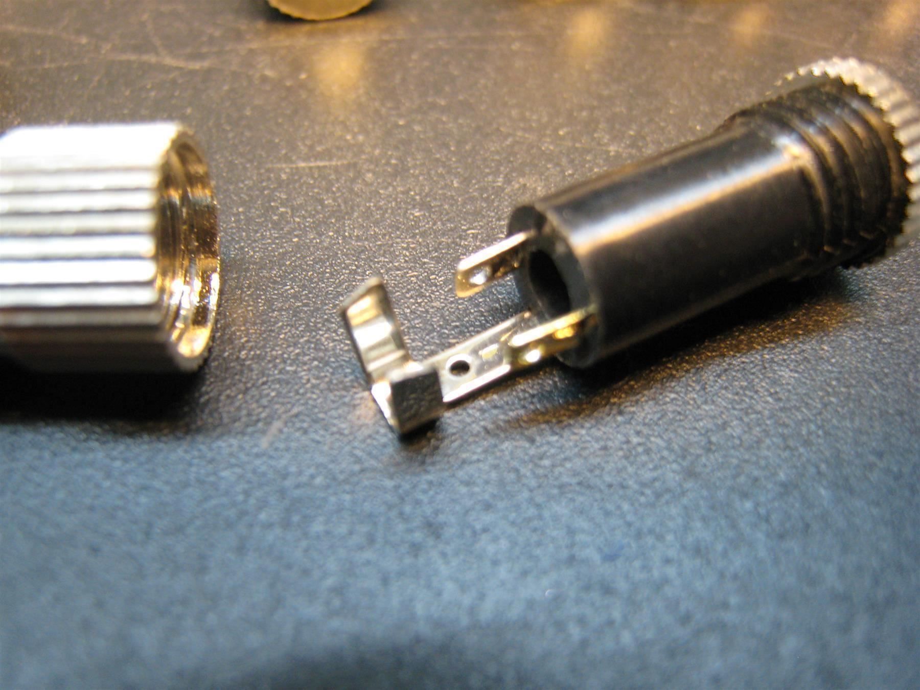 Radiocomunicazione: ***** 9   fiches jack 3.5 mm métal – Nuovo e nell'imballaggio originale da Villaz-St-Pierre venduto da Ubid 2