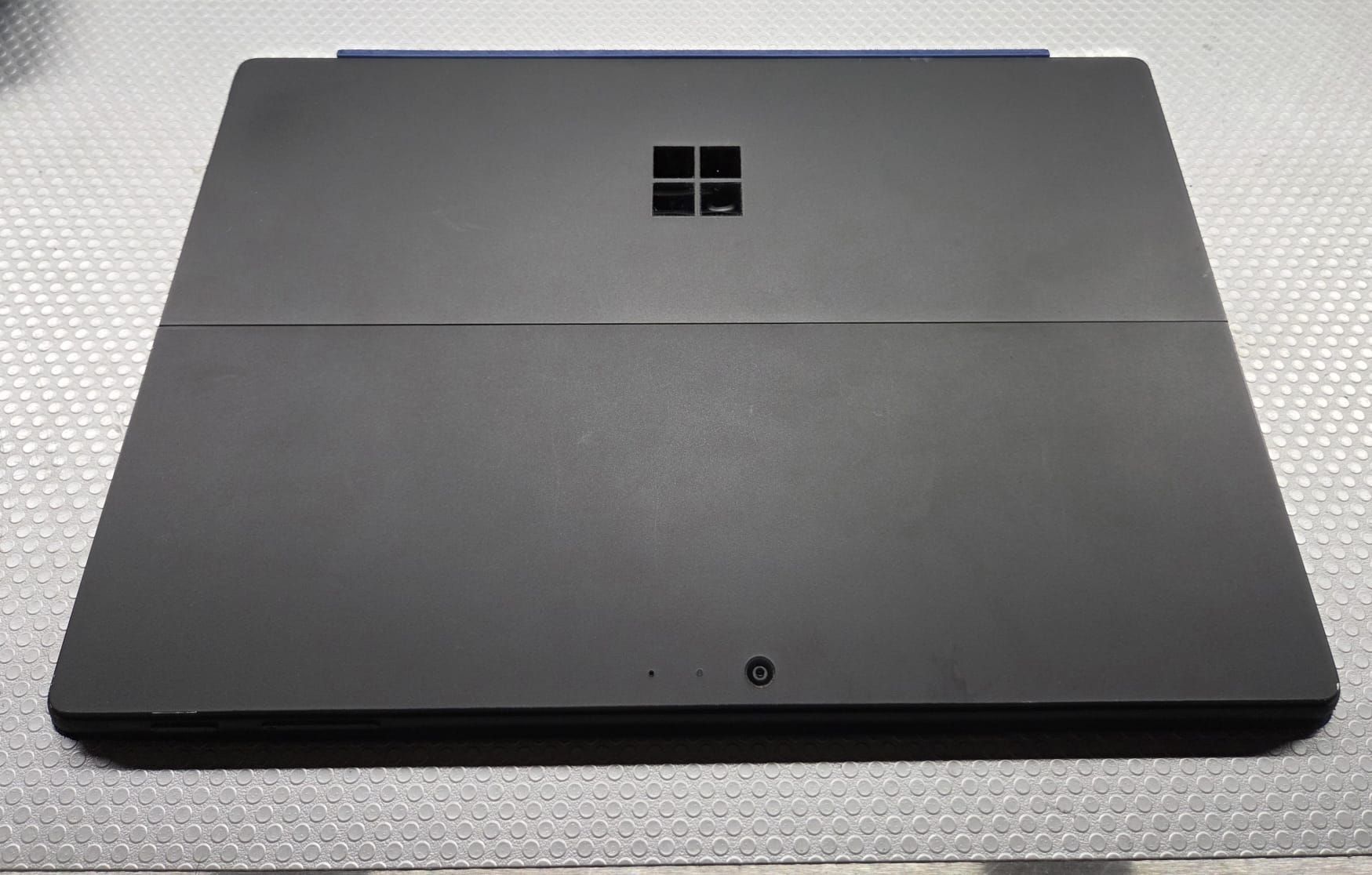 Microsoft Tablettes PC: Microsoft Surface Pro 6 – D'occasion à Oberhasli par Cortina 2