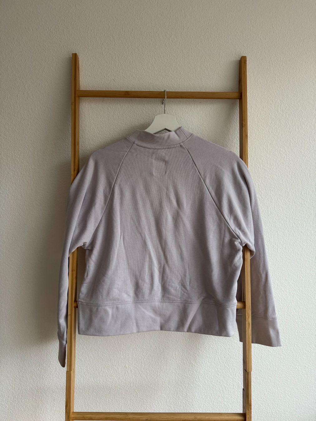 Maglioni & Felpe: On Running - Damen Athletic Long-Sleeve Pullover, Lilac S – Usato da Zürich venduto da mak_nhg9 4