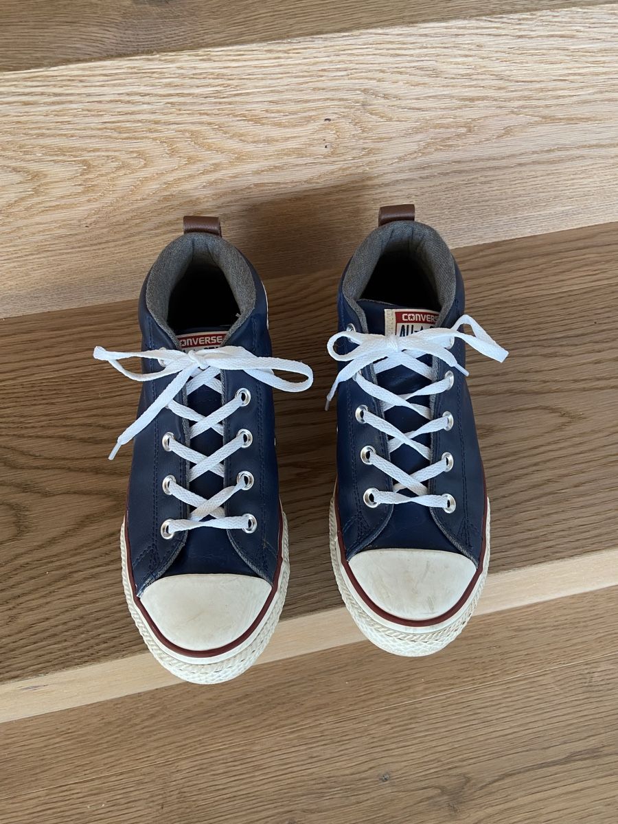 Chaussures hommes: Schuhe CONVERSE All Star Gr. 36 – D'occasion à Lützelflüh-Goldb par N.H. 7