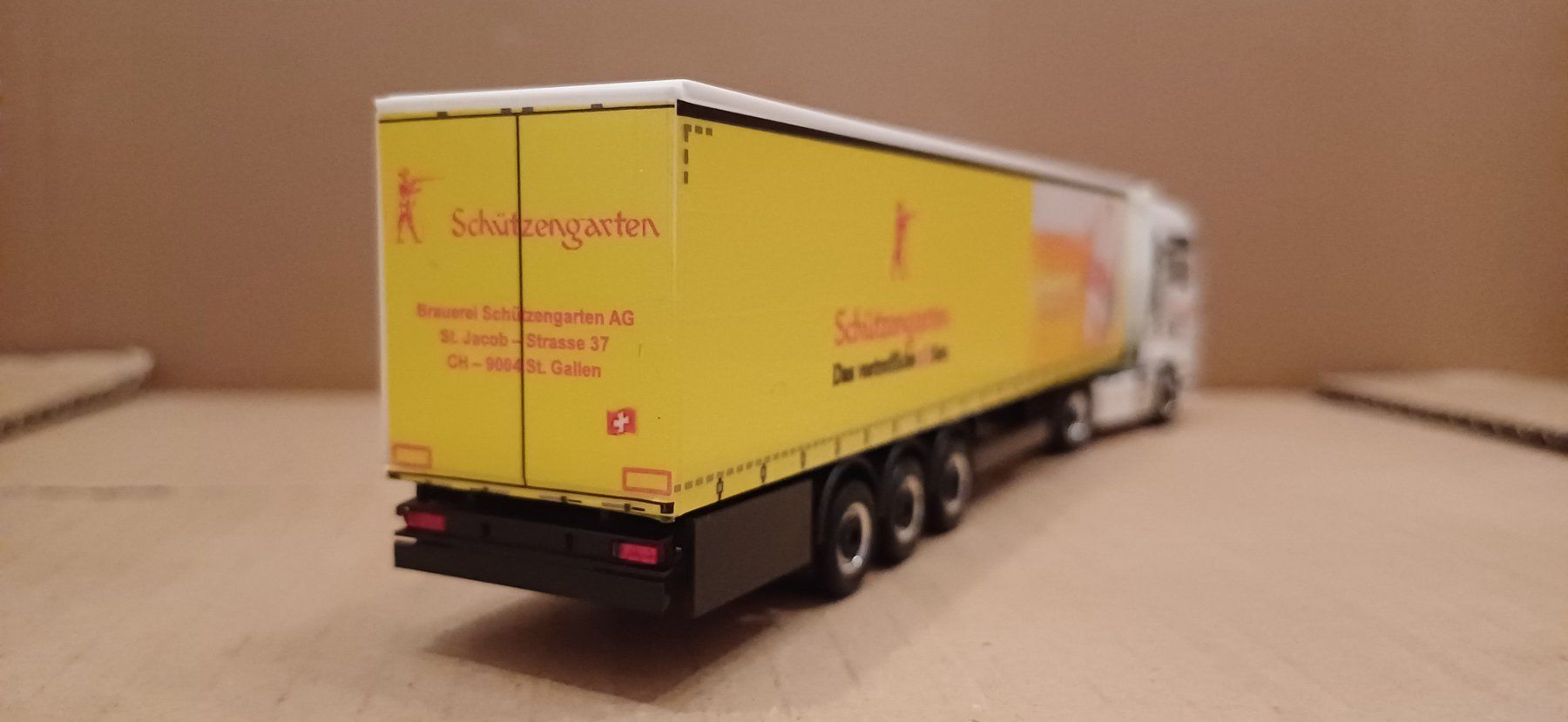 Herpa Modellini d'auto: HERPA. MAN 4X2 TGX.  1:87. CH. – Nuovo e nell'imballaggio originale da Romanel-s-Lausanne venduto da Bidule01 1