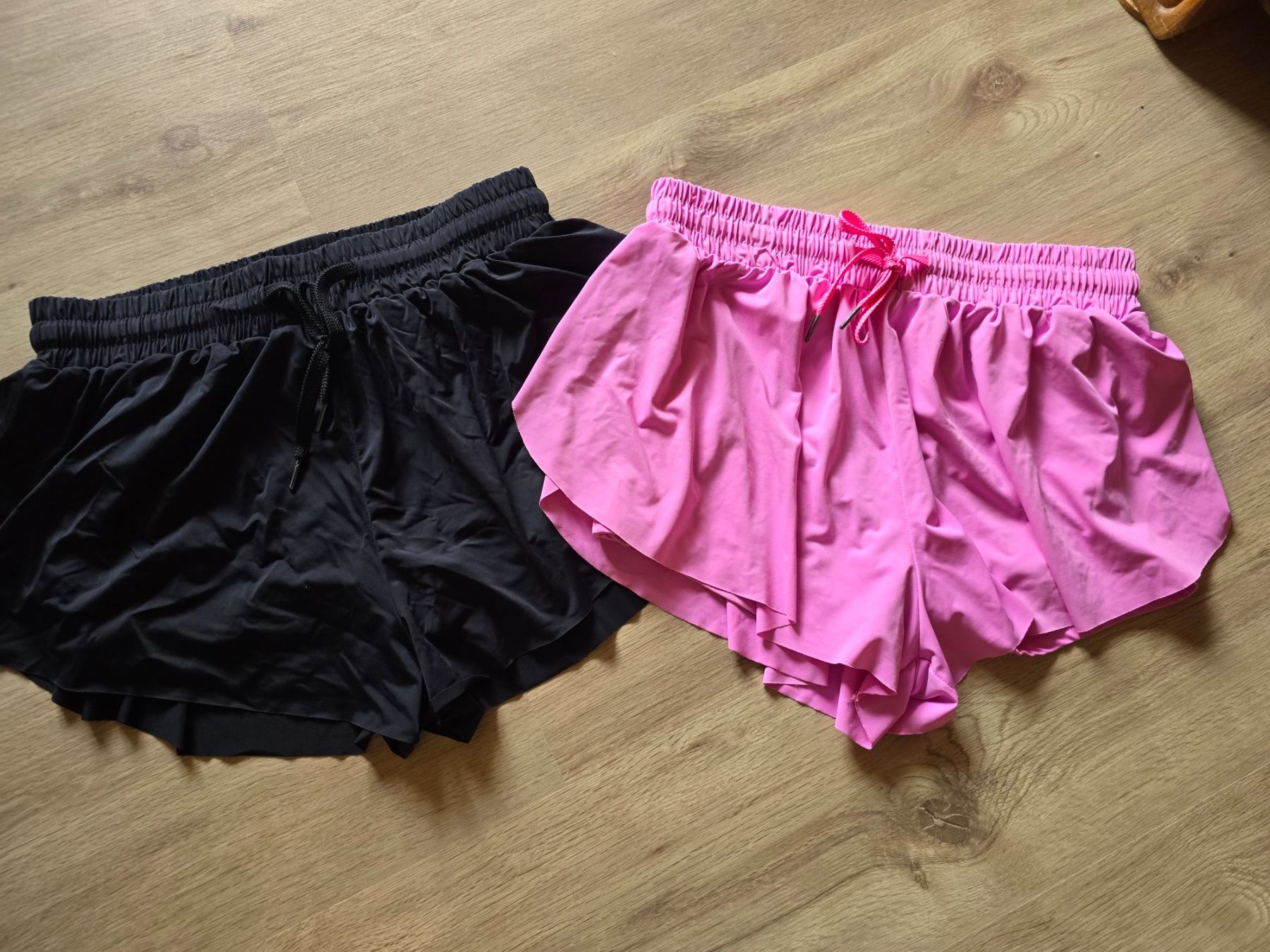 Pantalons: Coole Shorts Gr. S/M – D'occasion à Reute AR par angelflower