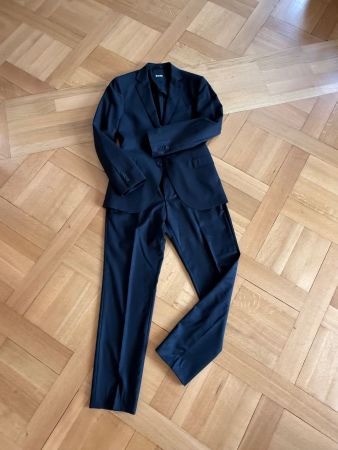 Herren Anzug Boss schwarz, neuwertig (NP CHF 680)