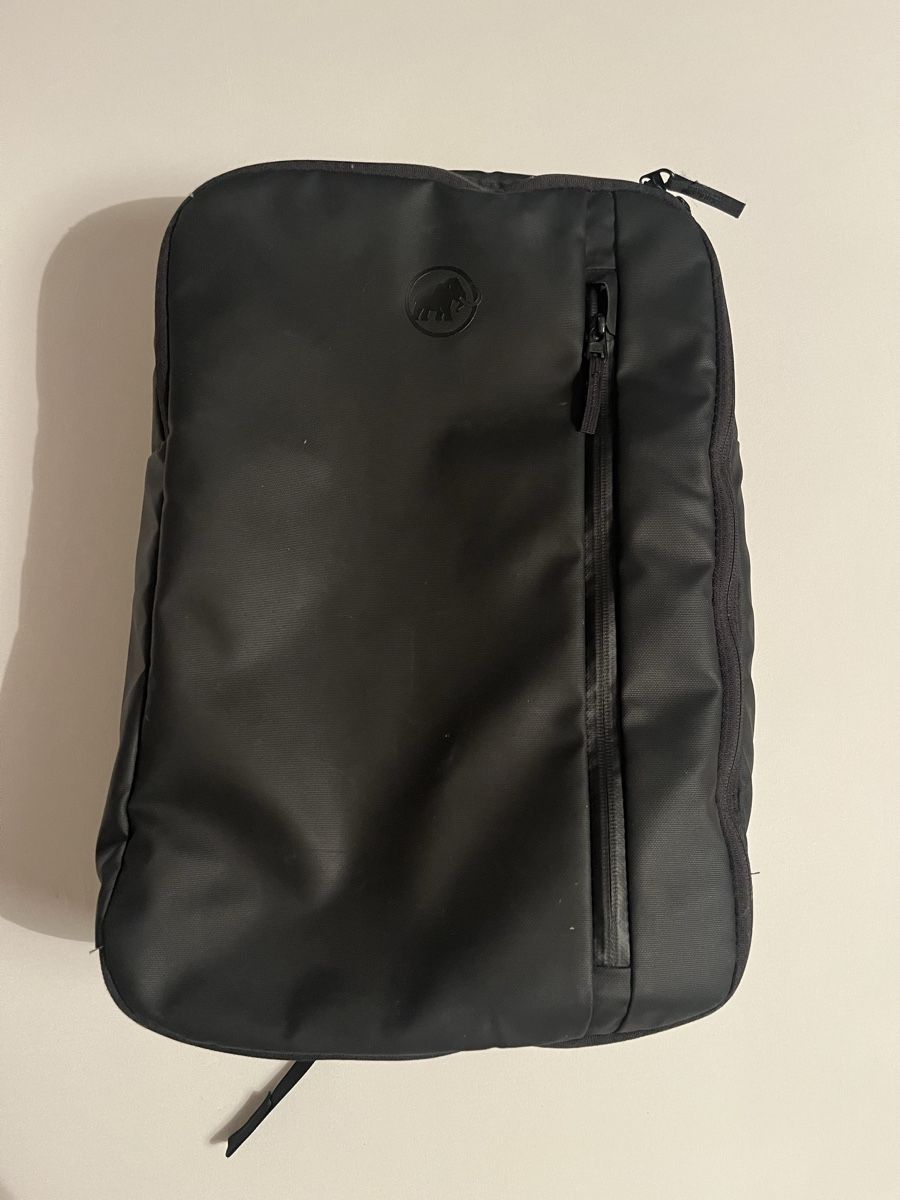 Mammut Rucksäcke: Mammut Rucksack mit Laptop-Fächern – Neu (gemäss Beschreibung) aus Stetten SH von sel_sc6g