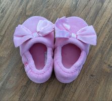 Weiche Hausschuhe Barbie Pink H&M Gr. 26/27