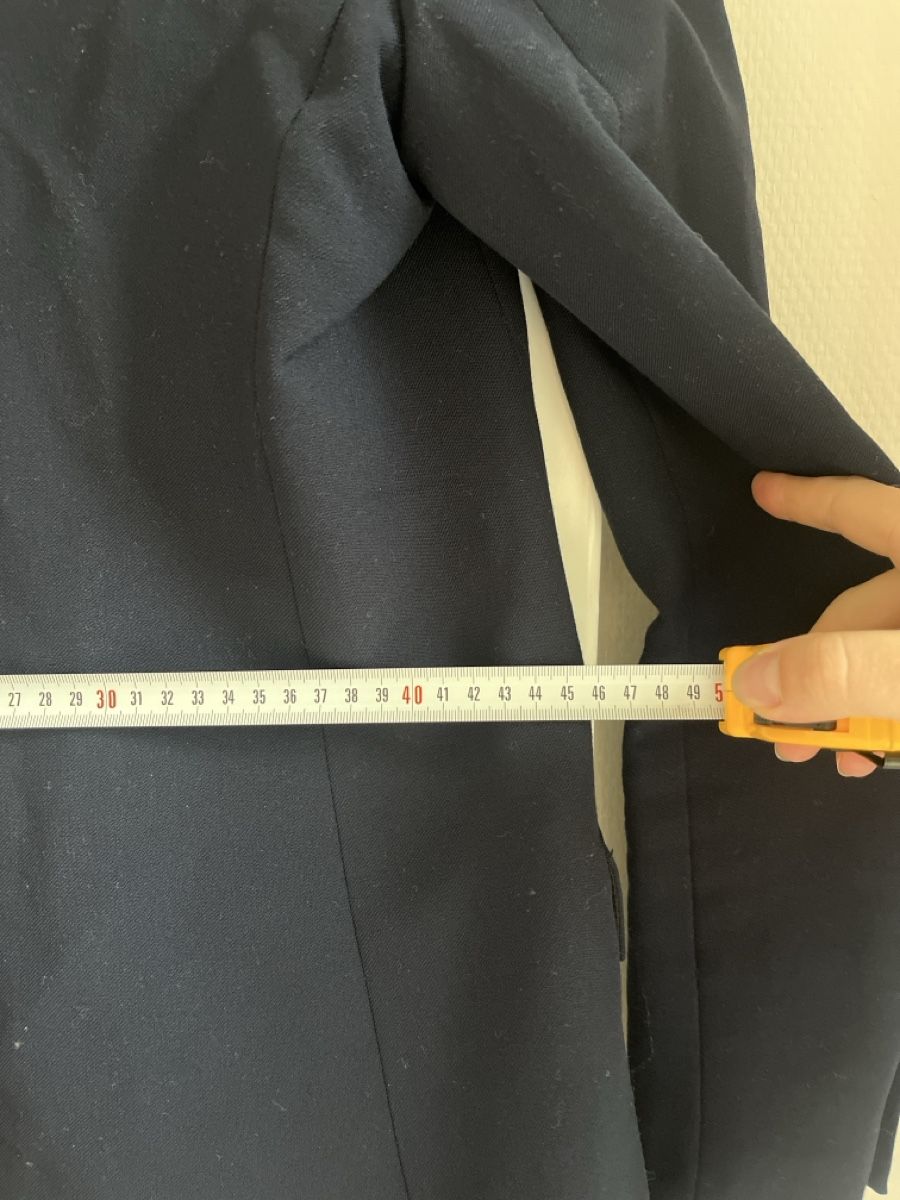 Zara Completi & Tailleur: Zara navy Blazer einwandfreier Zustand – Usato da Zürich venduto da invinitylove 6