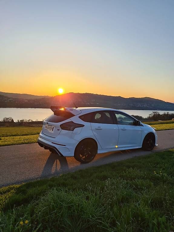Automobili: Ford Focus RS 2.3 AWD – Usato da Aesch LU venduto da M.Stirnimann 1