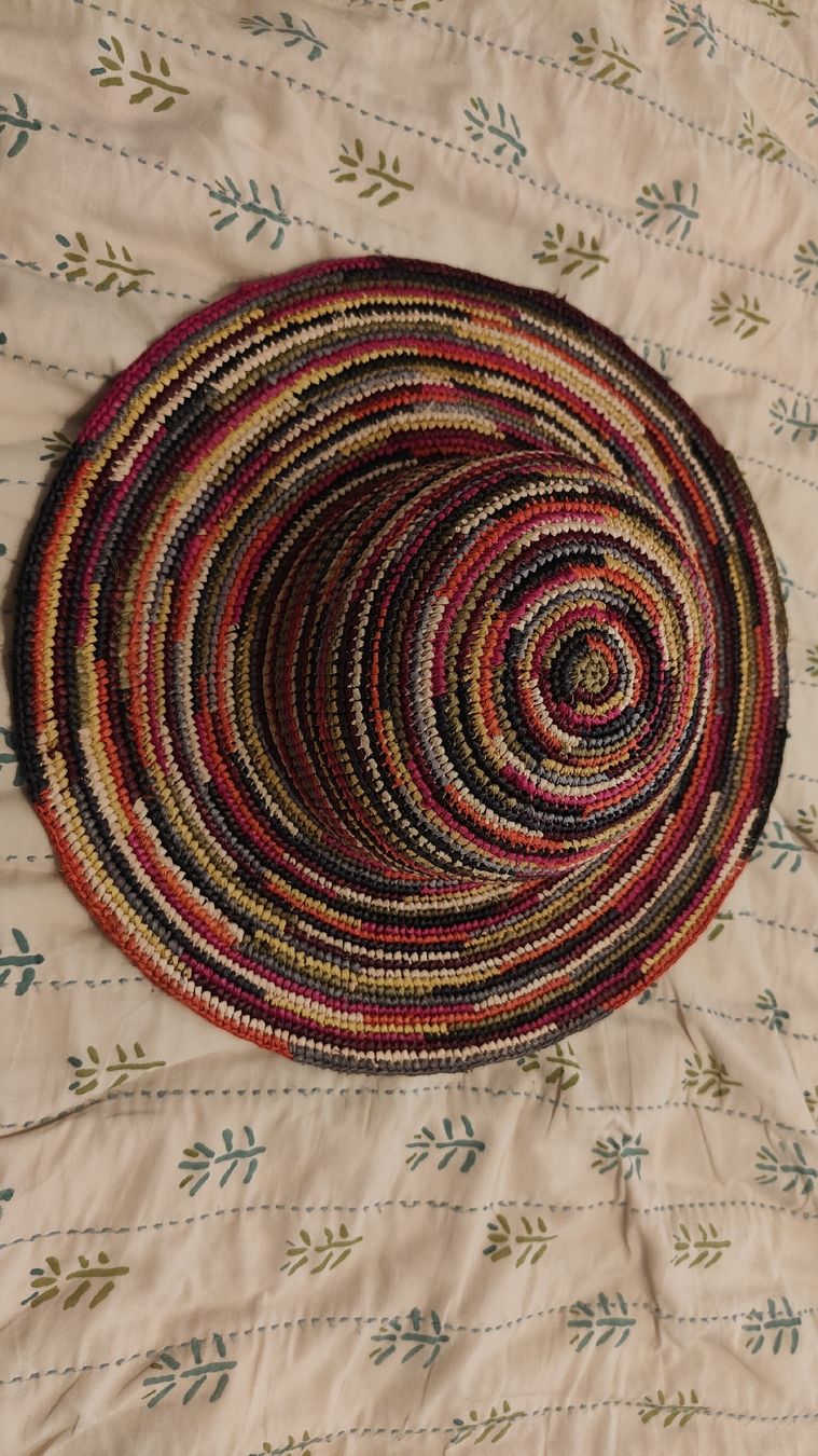 Chapeaux, bonnets & casquettes: Wunderschöner Hut, guter Zustand – D'occasion à Hinwil par her_2t5p 1
