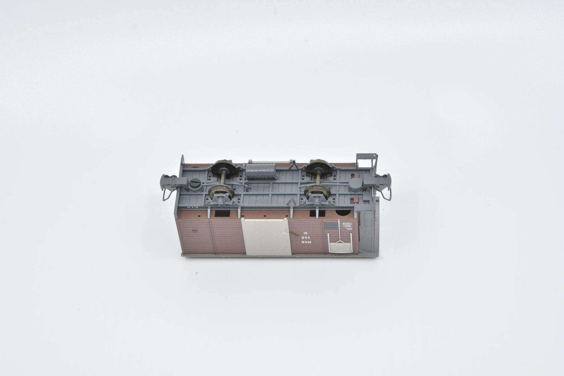 Bemo Modelleisenbahnen: Bemo H0m MOB geschlossener Güterwagen Gk 556 – Gebraucht aus Jona von  6