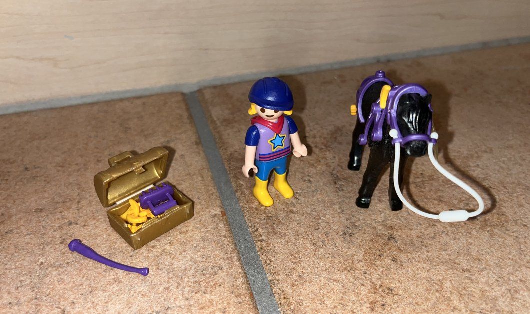 Playmobil Jouets: Playmobile - Pferd mit Reiter – D'occasion à Rupperswil par Kbit123