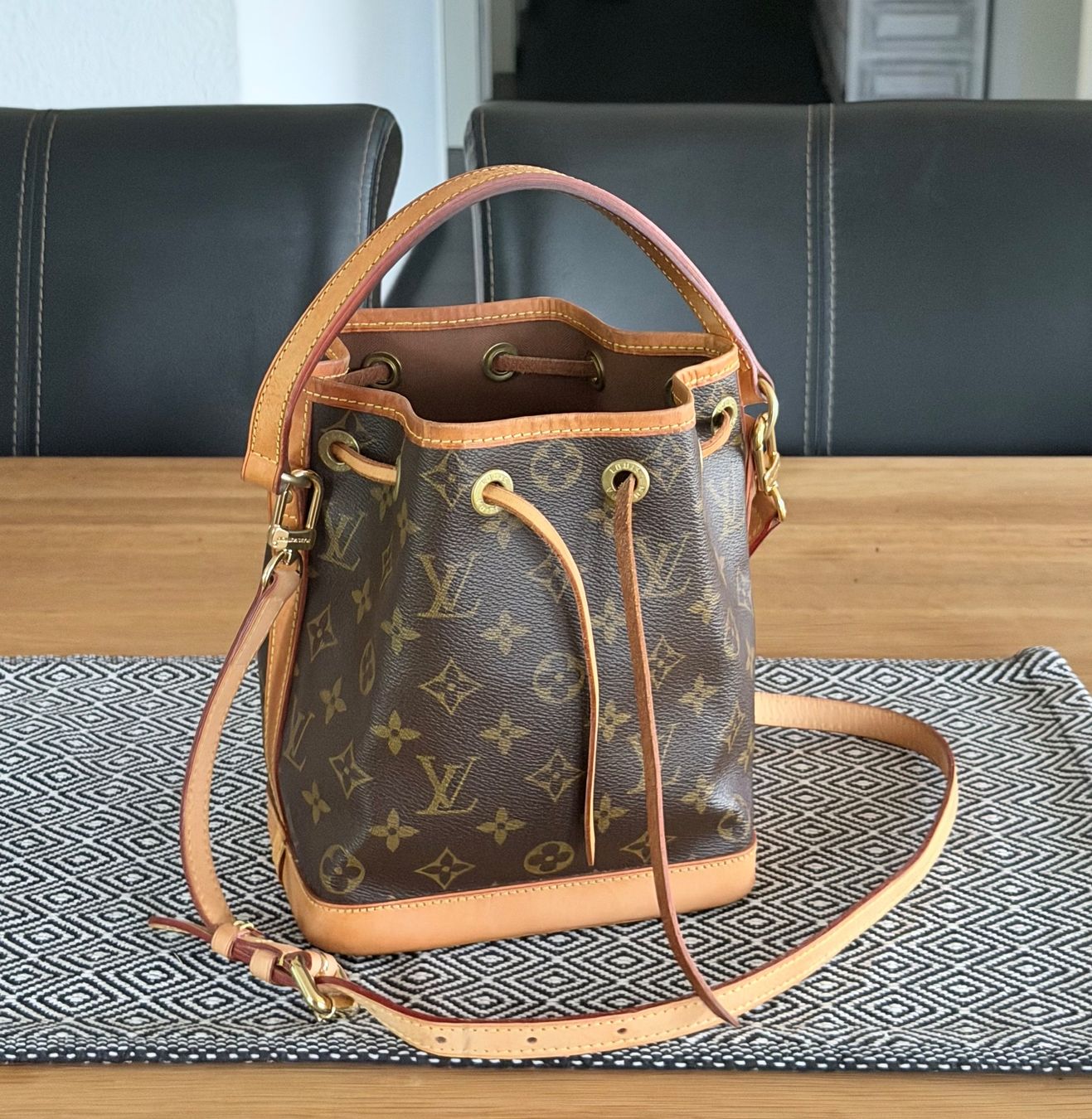 Louis Vuitton Taschen für Damen: Louis Vuitton Mini Noe – Gebraucht aus Reinach AG von BisMad3 3
