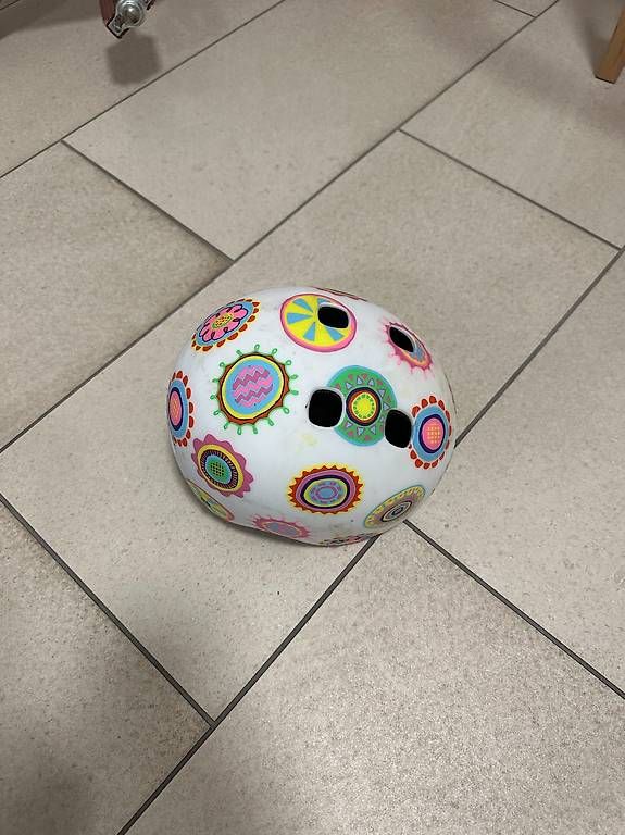 Caschi: Micro Casque pour enfants Doodle Dot S – Usato da Thalwil venduto da lj1