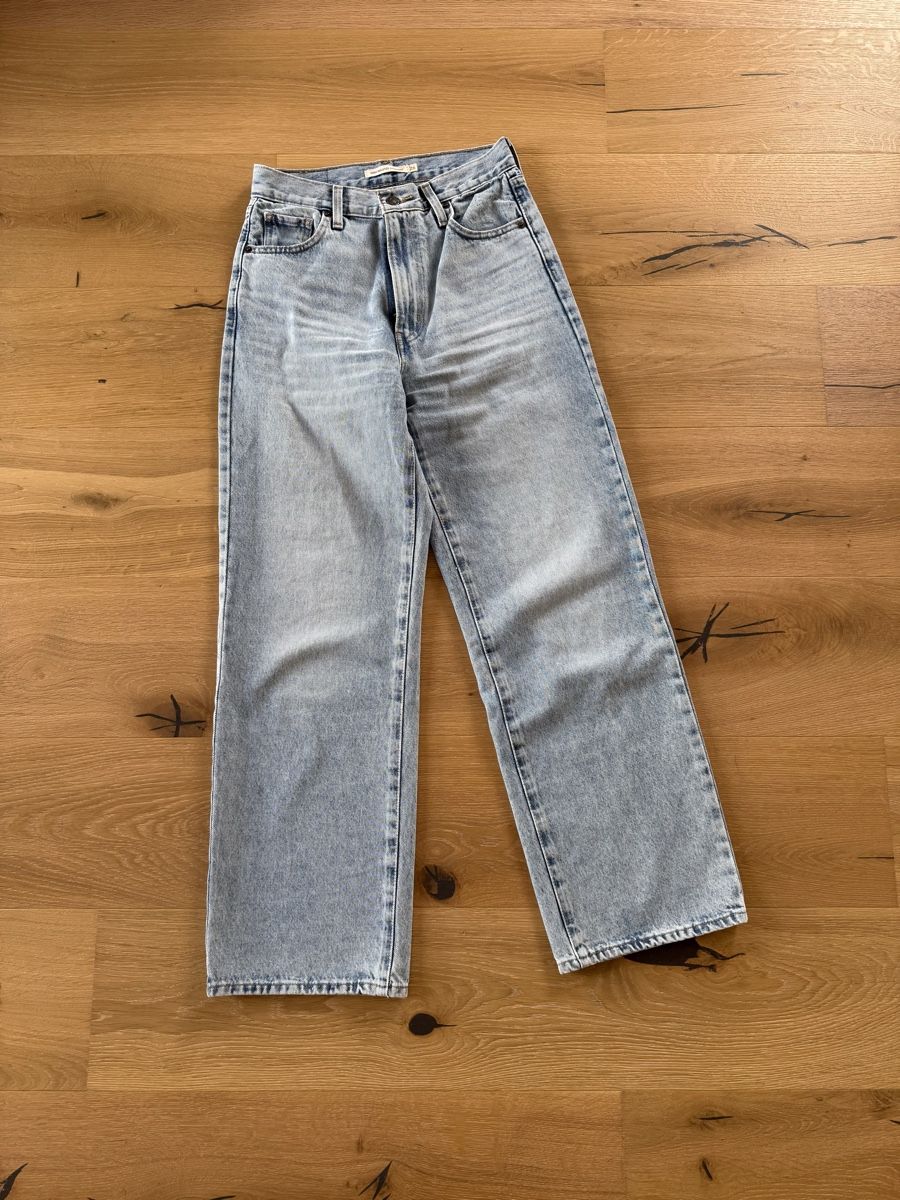 Levi's Jeans: Levi's Straight Leg Jeans – Nuovo (secondo la descrizione) da Felsberg venduto da fabjac 1