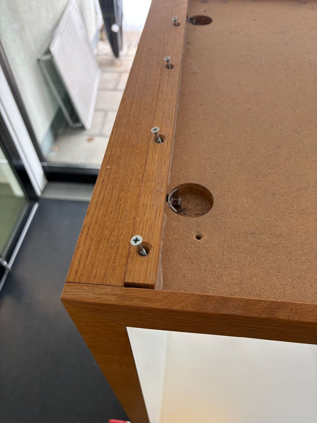 Vitrinen: Grosse Glasvitrine Umrahmt aus Eichenholz – Gebraucht aus Aarau von Naturama_Aargau 5