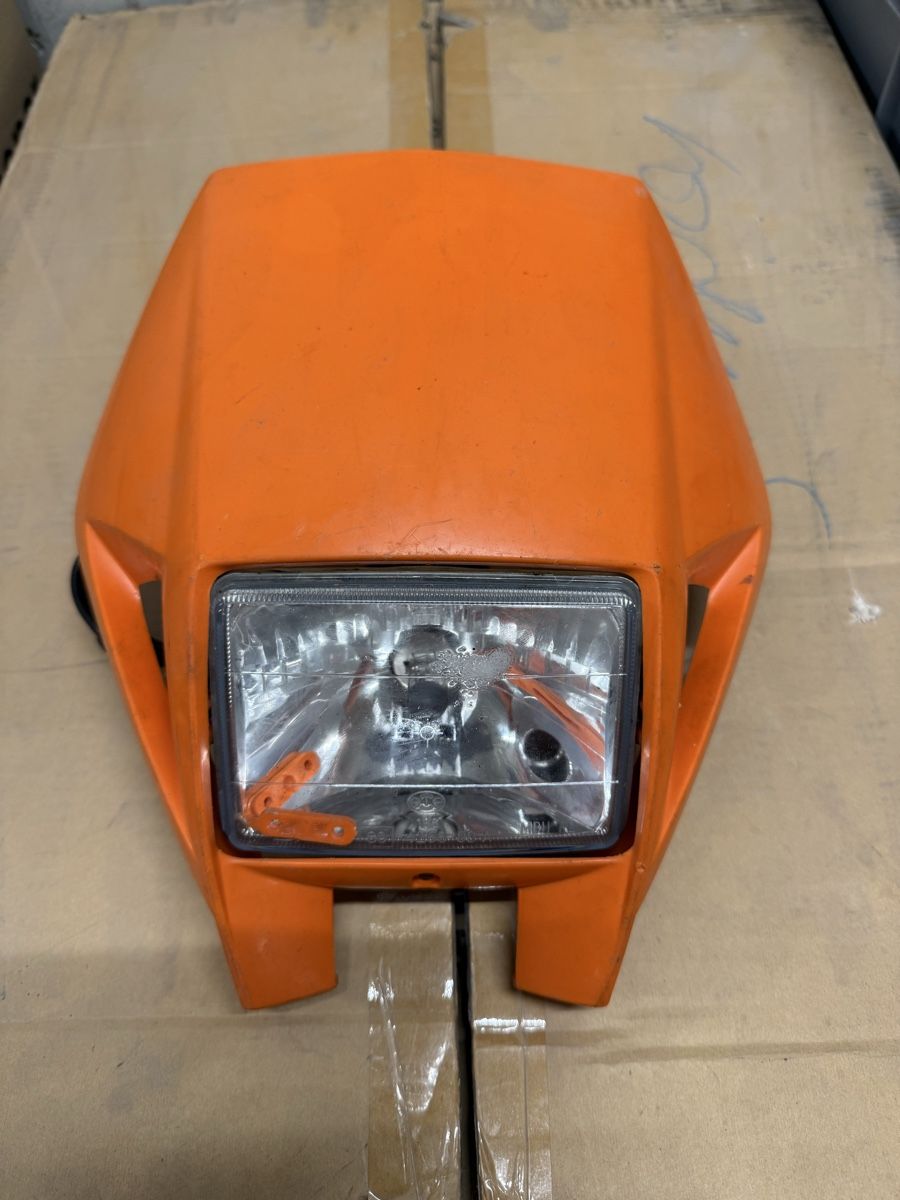KTM Tutti i ricambio per moto: KTM LC4 Lichtmaske – Usato da Erlinsbach SO venduto da n123h