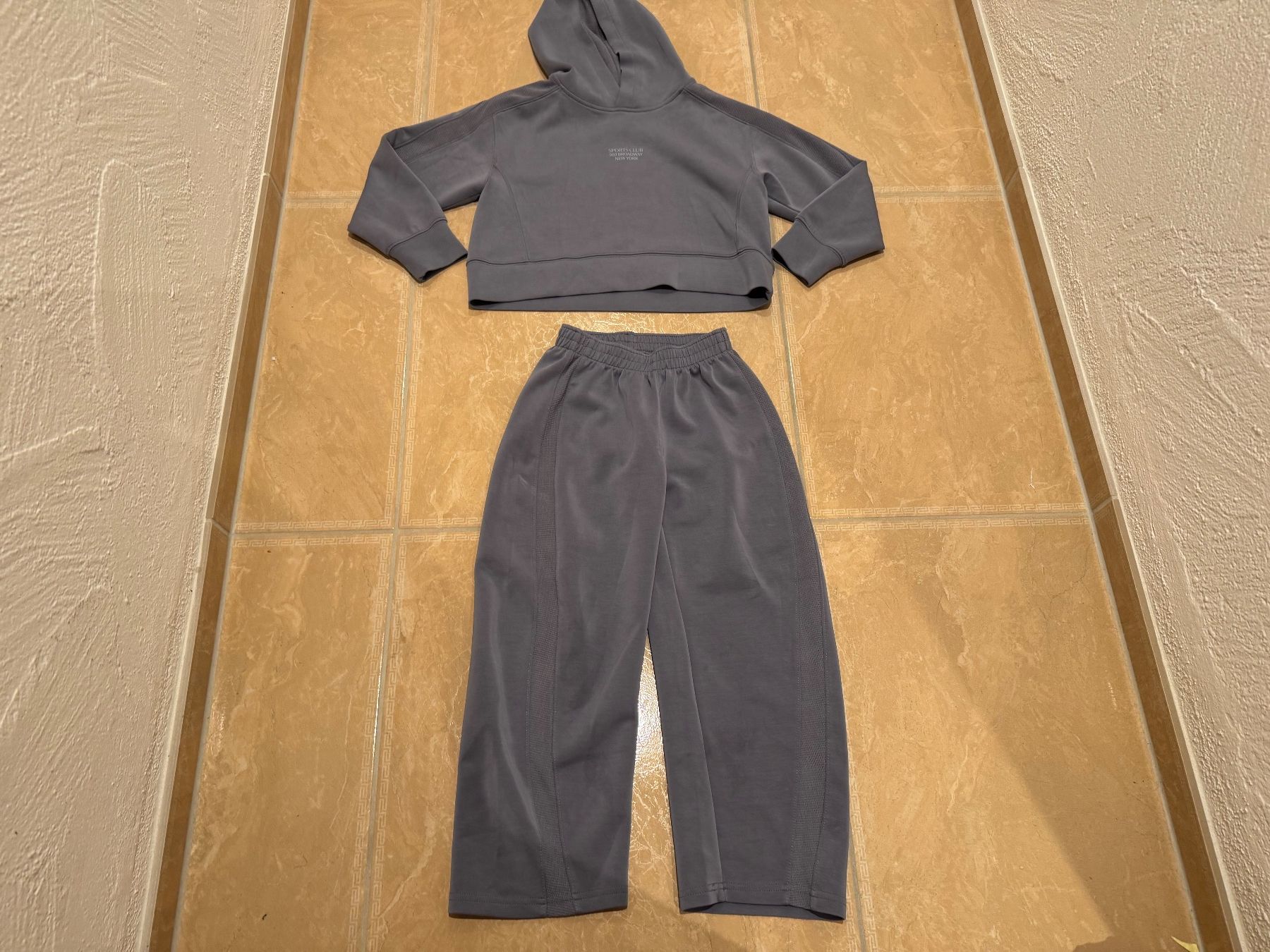 Zara Lotti & Set di vestiti: Zara cooles Set, 6-7J 116-122 – Usato da Klingnau venduto da Markus14