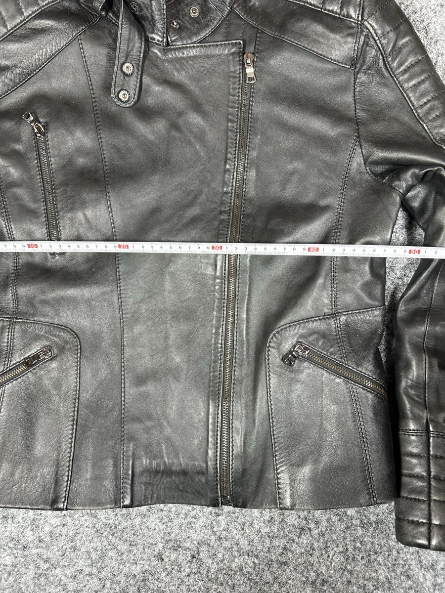 Jacken: Leather jacket Size Medium/Large women  – Gebraucht aus La Sagne NE von Matlasape 6