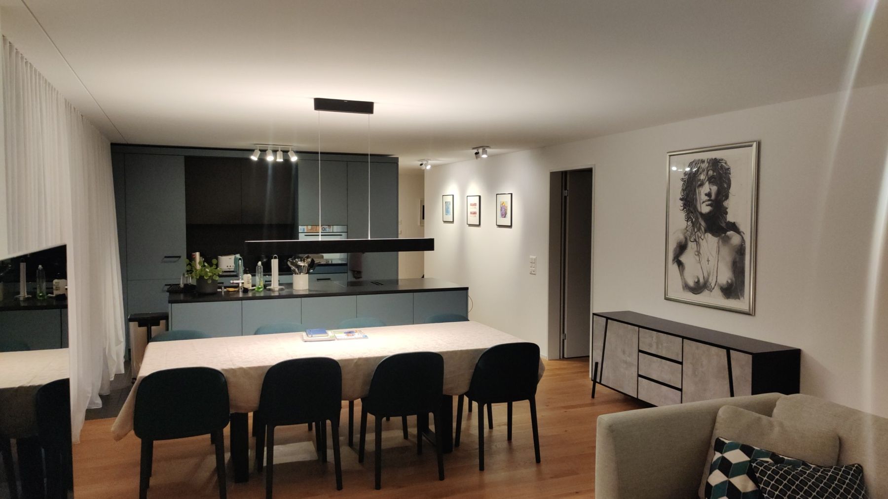 Philips Lampadari & plafoniere: philips hue ensis black – Usato da Zürich venduto da vas_jsr8 1