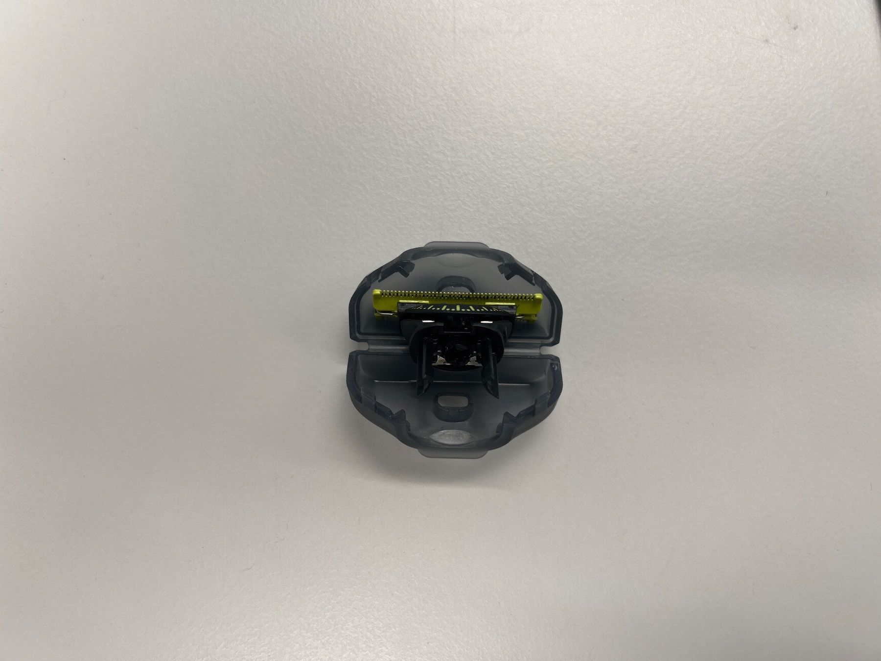 Philips Rasoi & Lamette da barba: Philips OneBlade 360 Barttrimmer gebraucht KEIN VERSAND – Usato da Luzern venduto da lupol_Verwertungen 9
