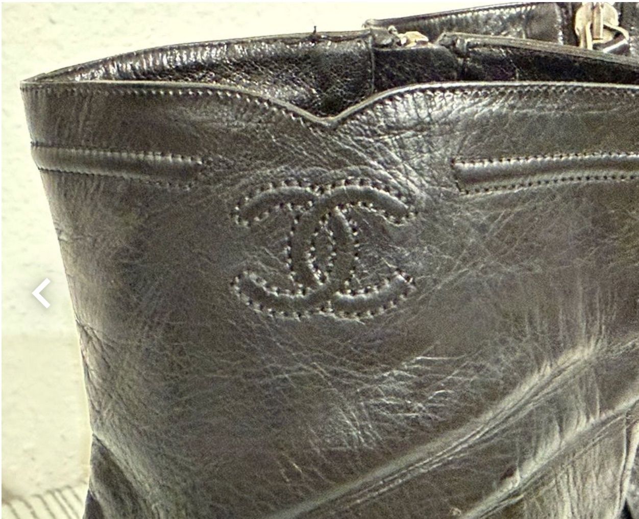 Chanel Scarpe da donna: Hot Chanel boots black 40.5 – Usato da Bern venduto da Rigoler 2