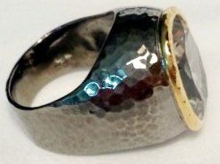 Anelli: Statement Ring, Silberlook mit grossem weissen Quarz ✨ – Nuovo e nell'imballaggio originale da Zürich venduto da adriben 5