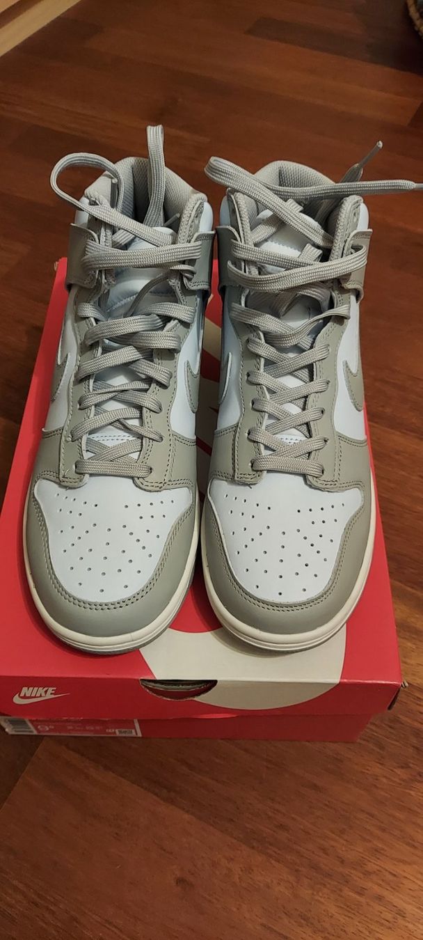 Nike Herrenschuhe: Nike Dunk High - neu und ungetragen – Neu und originalverpackt aus Küssnacht am Rigi von Mukare 1