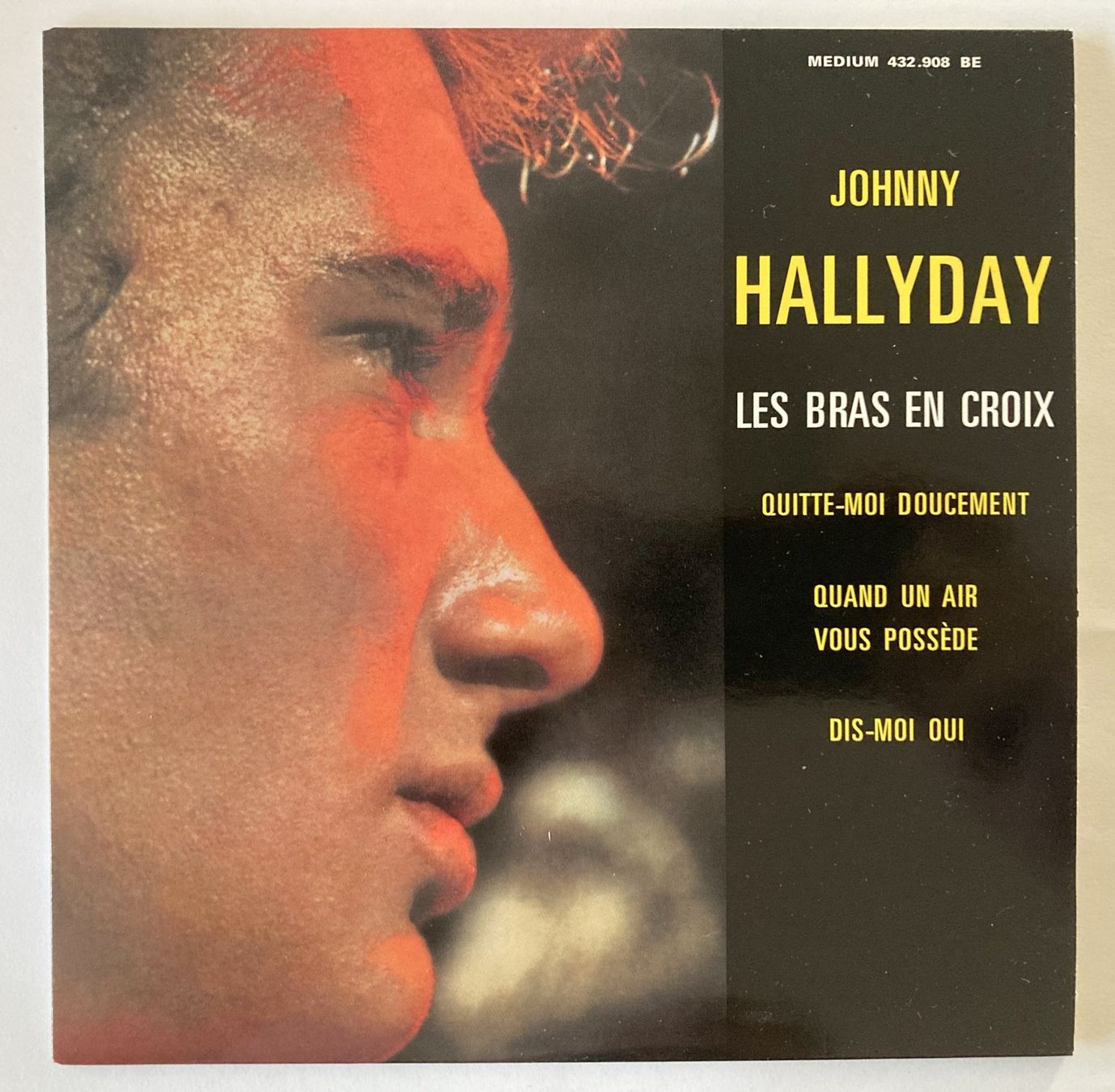 Dischi in vinile: JOHNNY HALLYDAY - LES BRAS EN CROIX – Usato da Bottens venduto da hotter-than-hell
