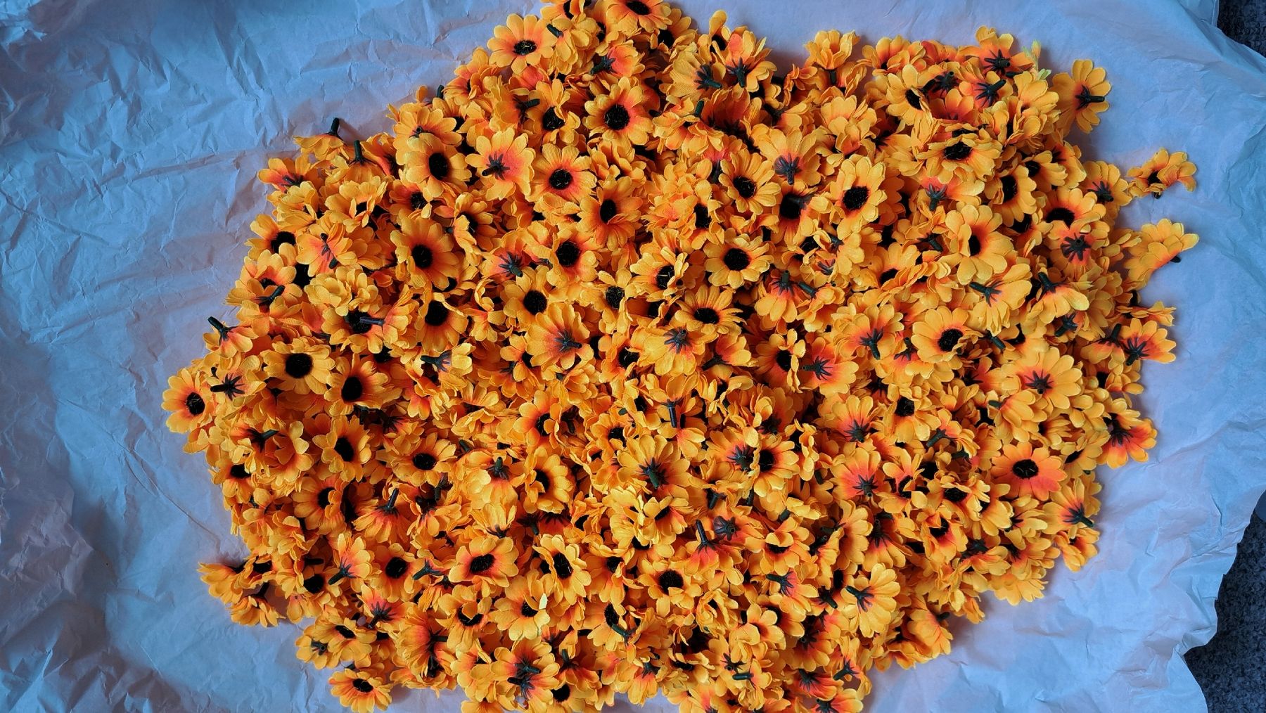 Tutte le decorazioni: Dekoration Stoffblumen ca.4cm – Nuovo (secondo la descrizione) da Kriens venduto da Wolly85