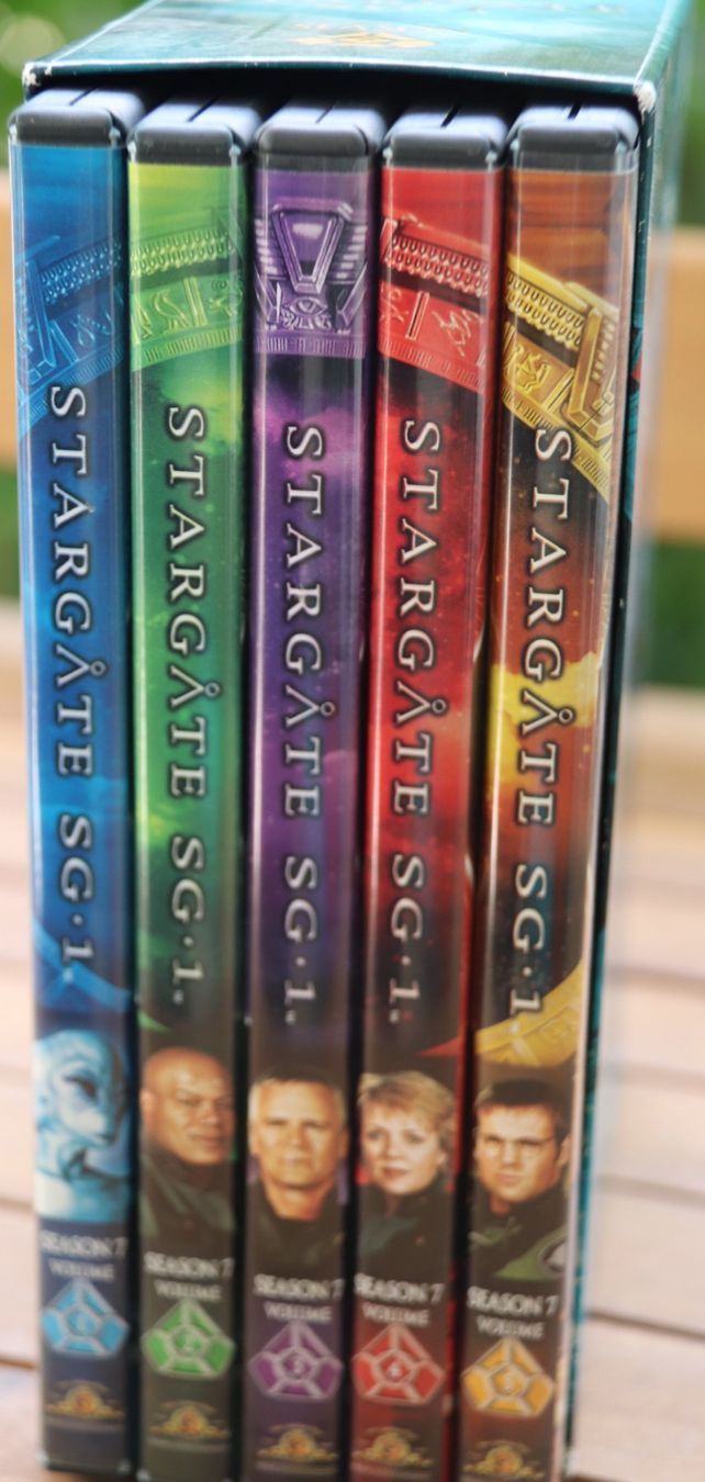 Tutti i DVDs: Stargate Season 7 – Usato da Glattfelden venduto da Sirax 3